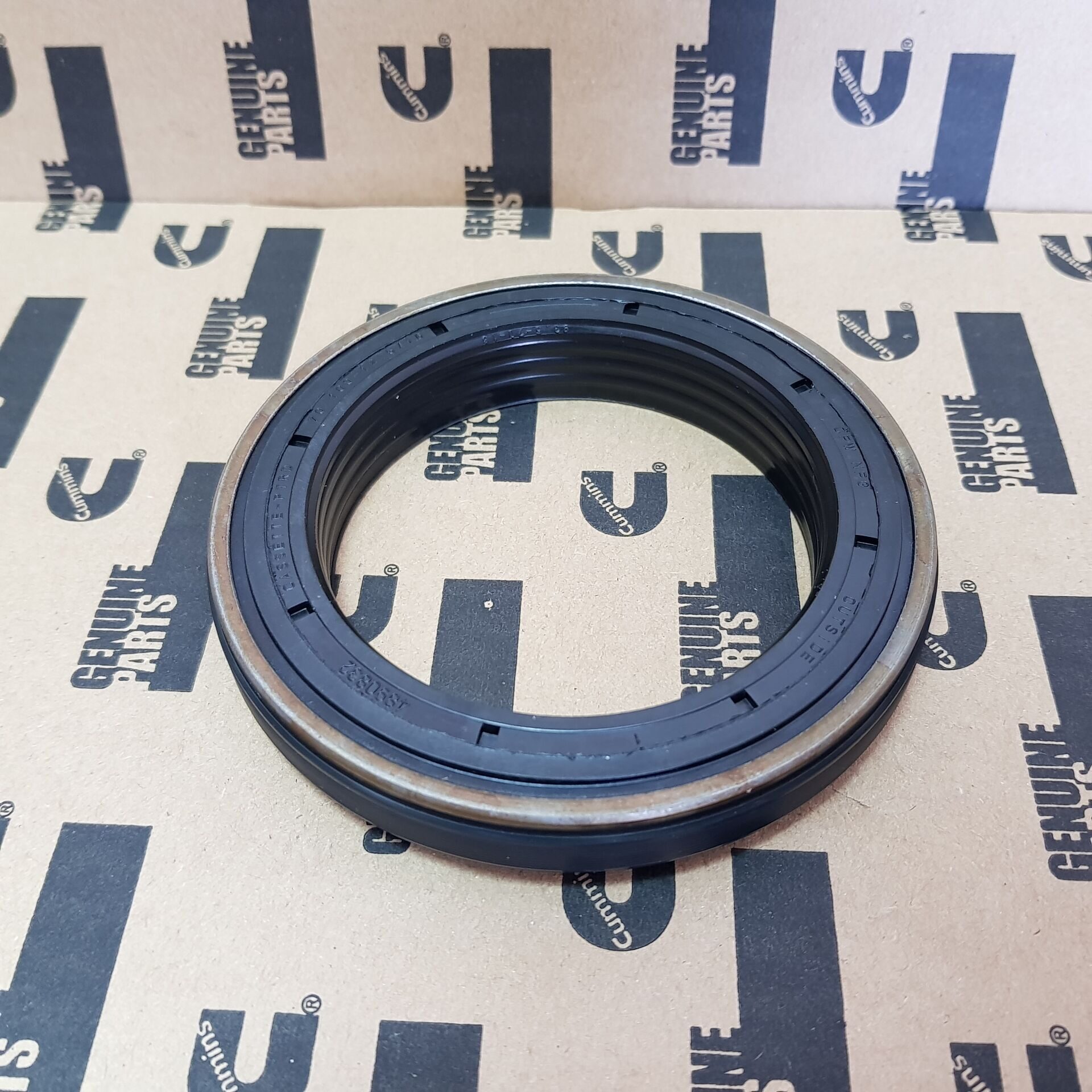 RETEN CIGUEÑAL DELANTERO CUMMINS IVECO QSB ISB