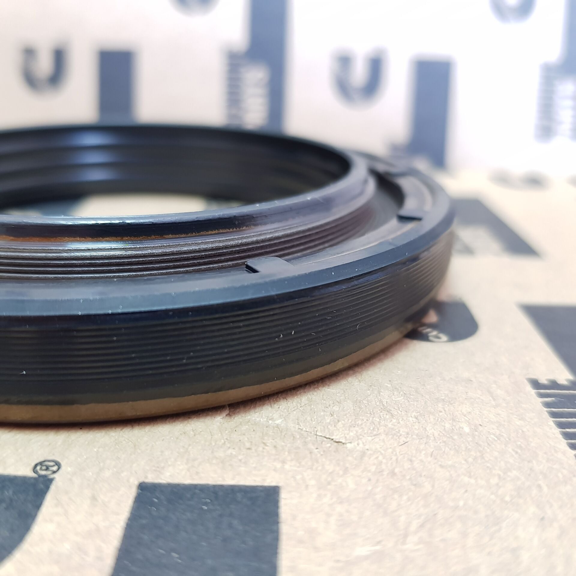 RETEN CIGUEÑAL DELANTERO CUMMINS IVECO QSB ISB